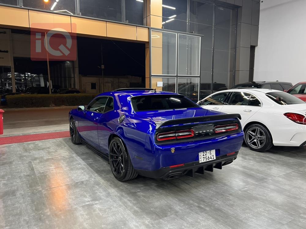 Dodge Challenger